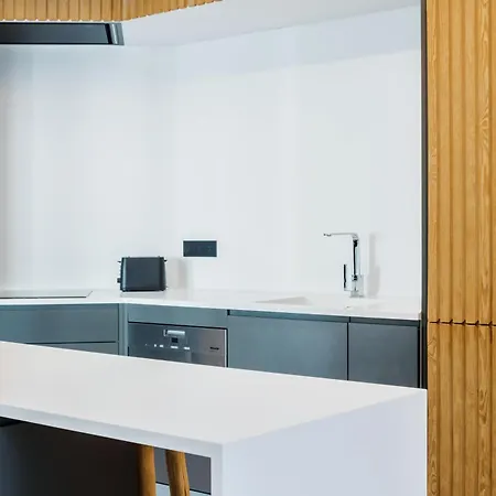 Piso De Lujo A 300m De La Playa Apartamento *